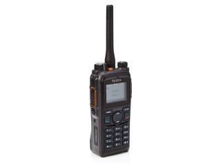 PD785 G
Radiotelefon cyfrowy przenośne
HYTERA DMR 